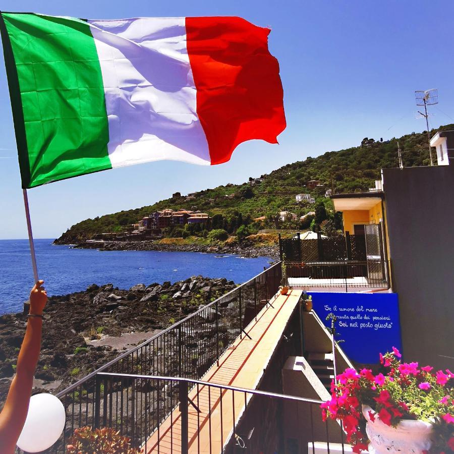 Bed and Breakfast Made In Sicily Santa Tecla Ачиреале Экстерьер фото