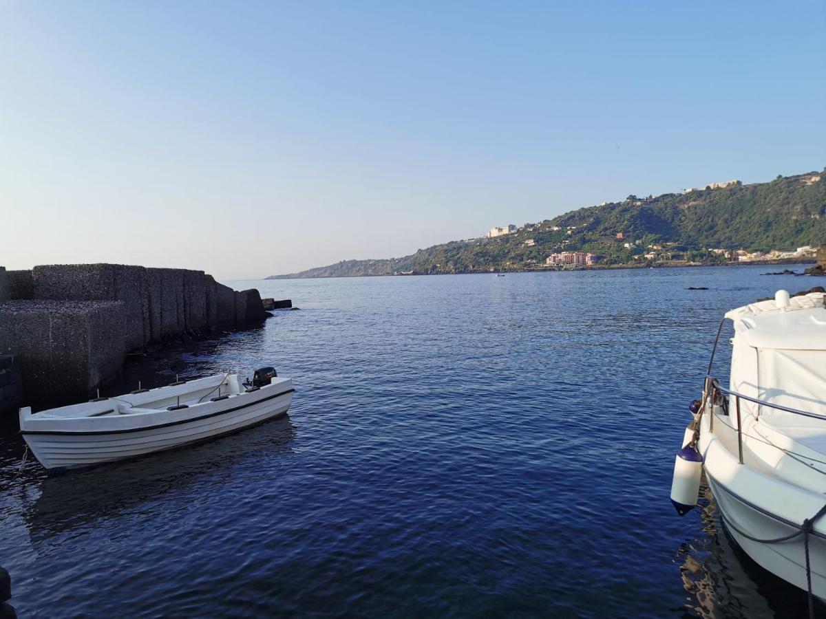 Bed and Breakfast Made In Sicily Santa Tecla Ачиреале Экстерьер фото