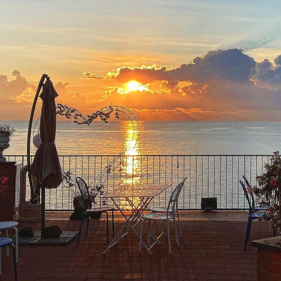Bed and Breakfast Made In Sicily Santa Tecla Ачиреале Экстерьер фото